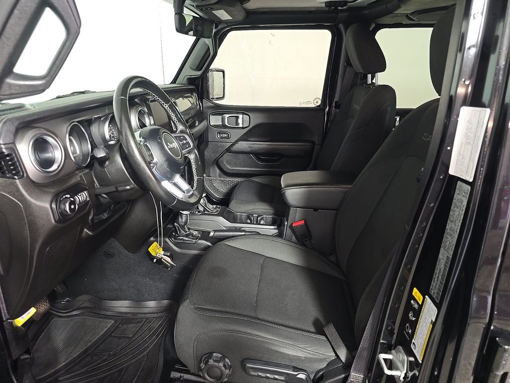 2022 Jeep Wrangler Unlimited Sahara