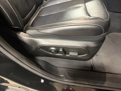 2023 Jeep Grand Cherokee Limited w/Preferred Pkg