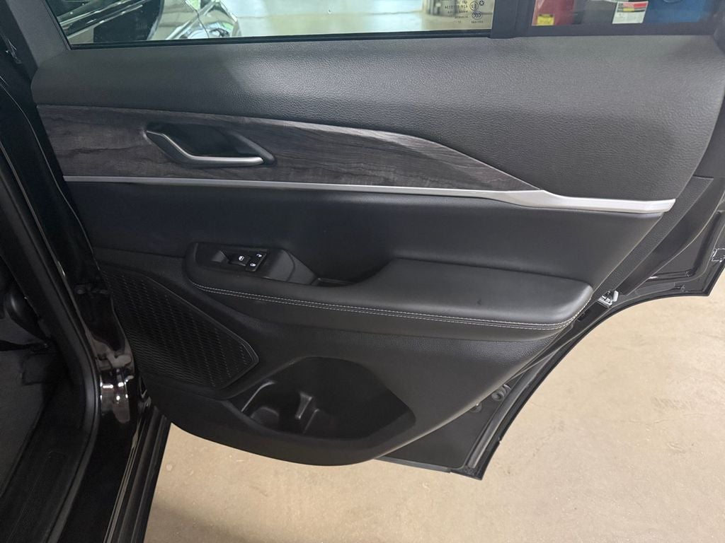 2023 Jeep Grand Cherokee Limited w/Preferred Pkg