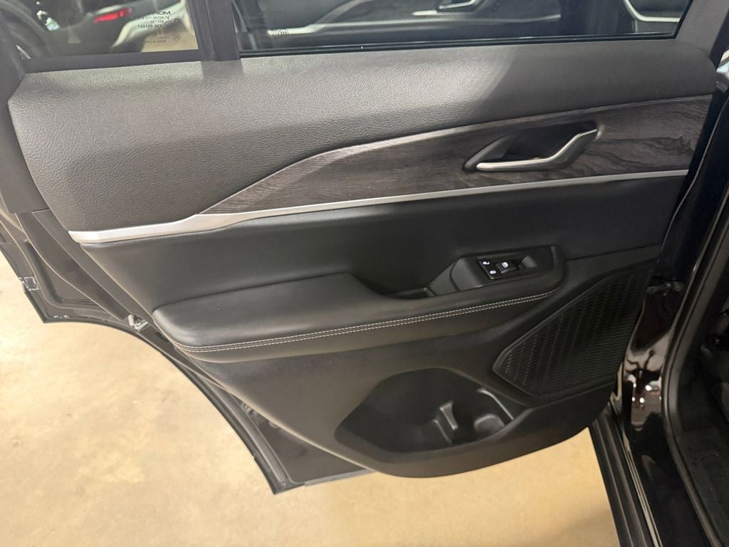 2023 Jeep Grand Cherokee Limited w/Preferred Pkg