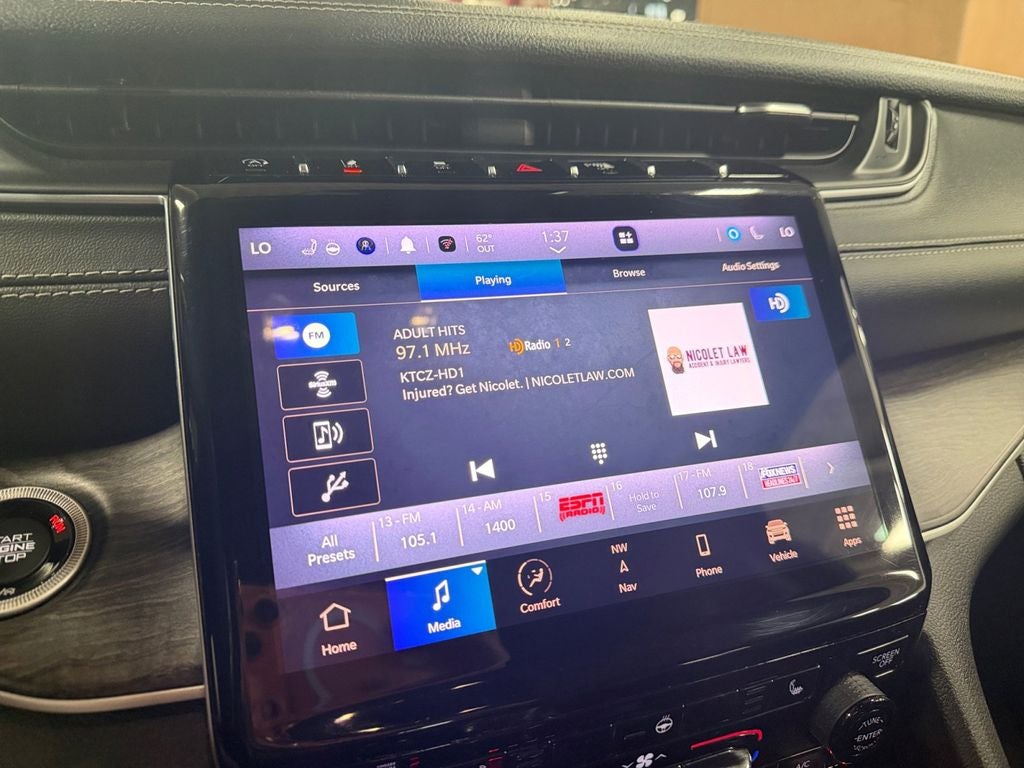 2023 Jeep Grand Cherokee Limited w/Preferred Pkg