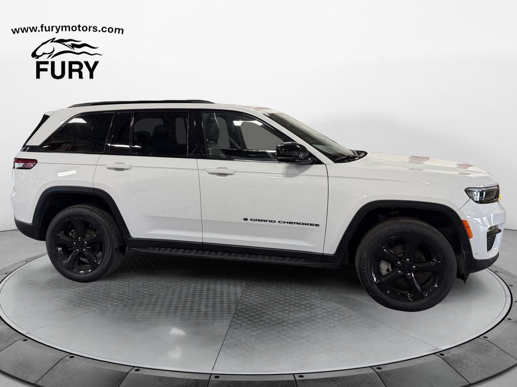 Used 2024 Jeep Grand Cherokee Limited with VIN 1C4RJHBGXRC148200 for sale in Waconia, Minnesota