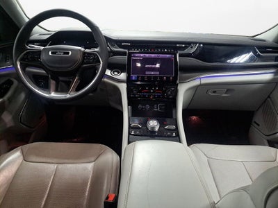 2023 Jeep Grand Cherokee Overland w/Rear Seat Video Pkg
