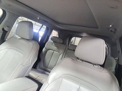 2023 Jeep Grand Cherokee Overland w/Rear Seat Video Pkg