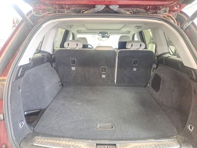 2023 Jeep Grand Cherokee Overland w/Rear Seat Video Pkg