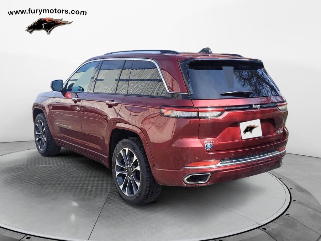 2023 Jeep Grand Cherokee Overland w/Rear Seat Video Pkg