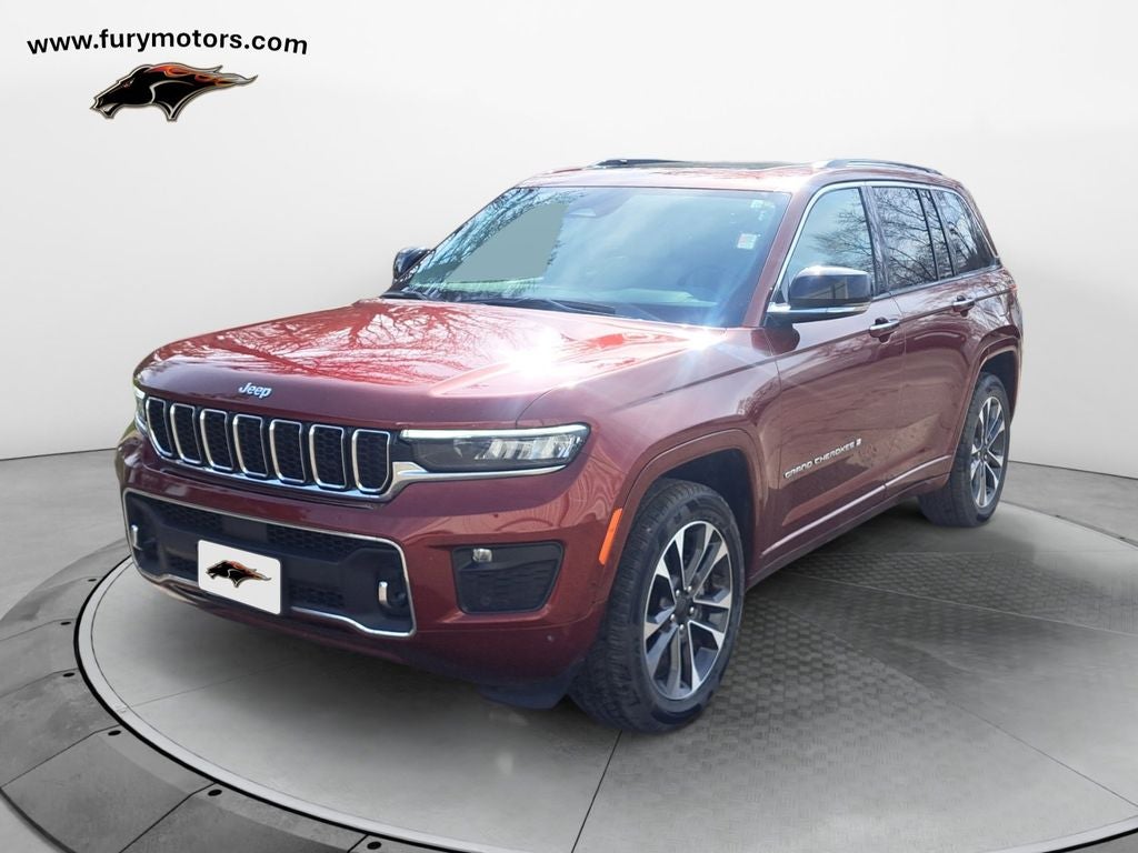 2023 Jeep Grand Cherokee Overland w/Rear Seat Video Pkg