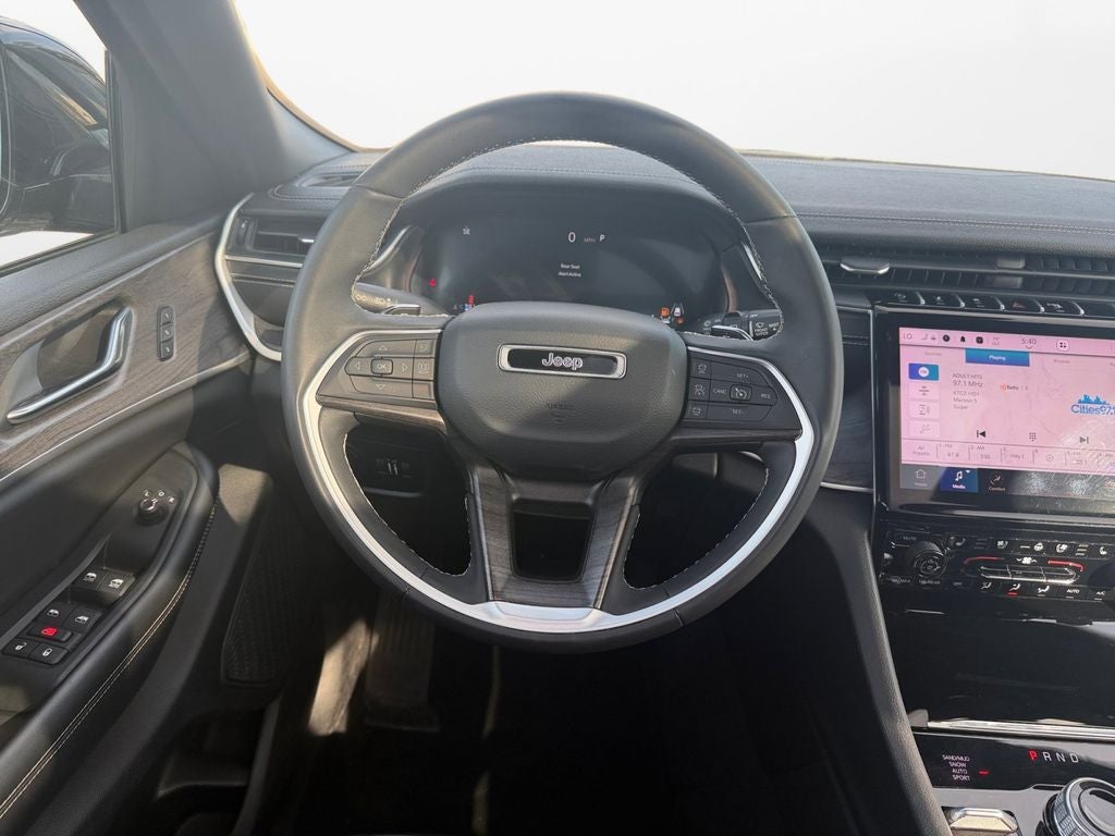 2024 Jeep Grand Cherokee L Limited Luxury Tech II w/Dual Pane Pano Roof