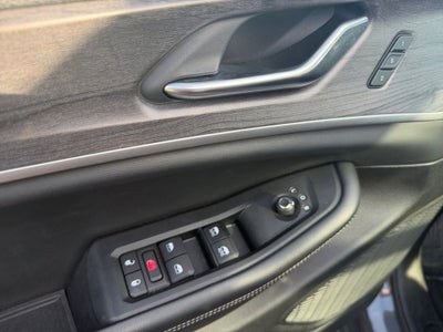2024 Jeep Grand Cherokee L Limited Luxury Tech II w/Dual Pane Pano Roof