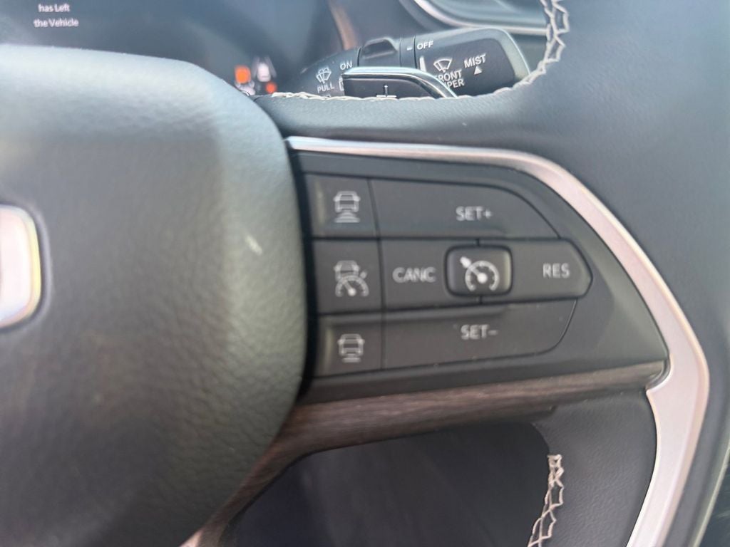 2024 Jeep Grand Cherokee L Limited Luxury Tech II w/Dual Pane Pano Roof
