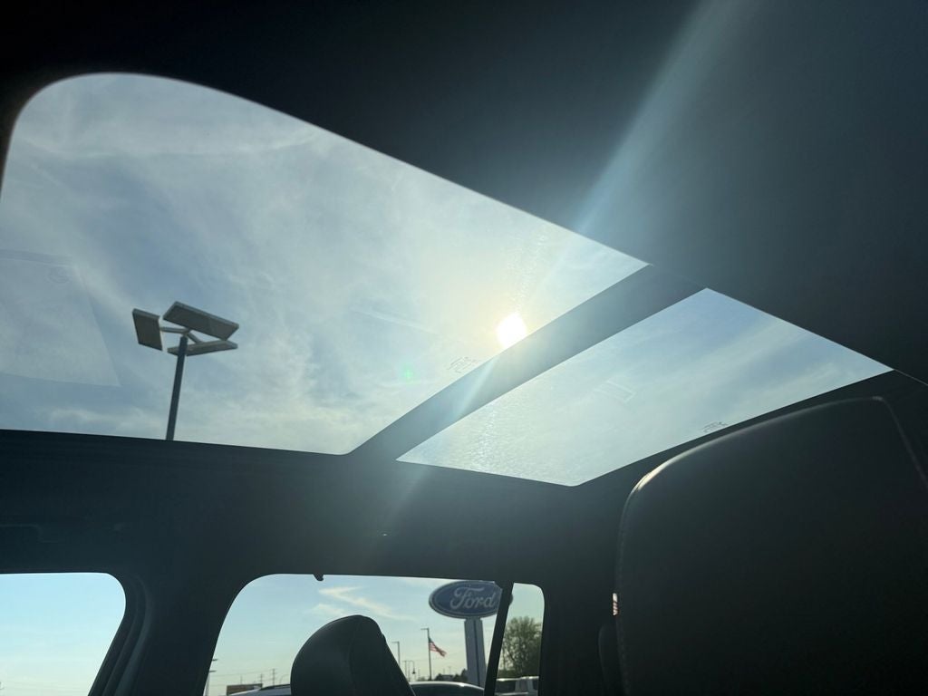 2024 Jeep Grand Cherokee L Limited Luxury Tech II w/Dual Pane Pano Roof