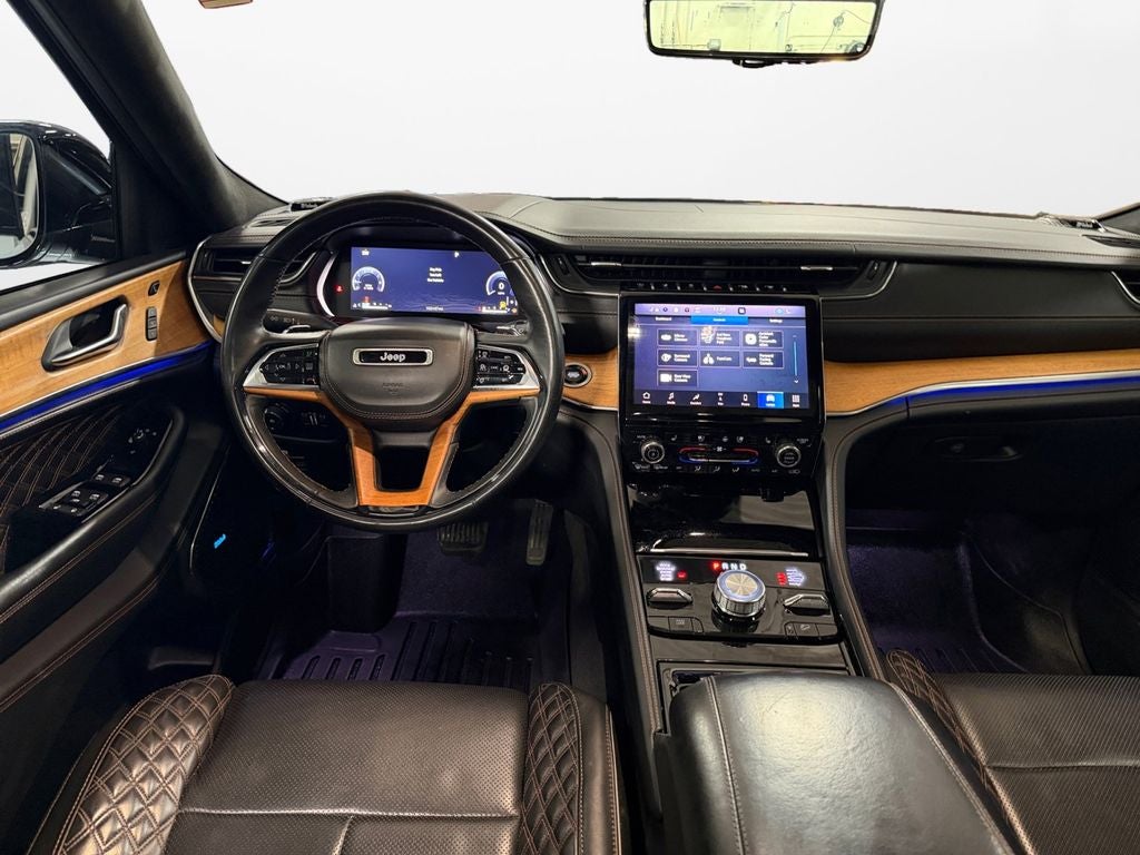 2021 Jeep Grand Cherokee L Summit w/Advanced & Luxury Tech Pkgs