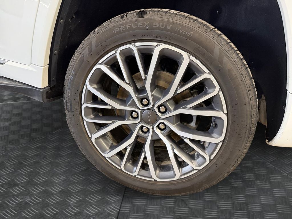 2021 Jeep Grand Cherokee L Summit w/Advanced & Luxury Tech Pkgs