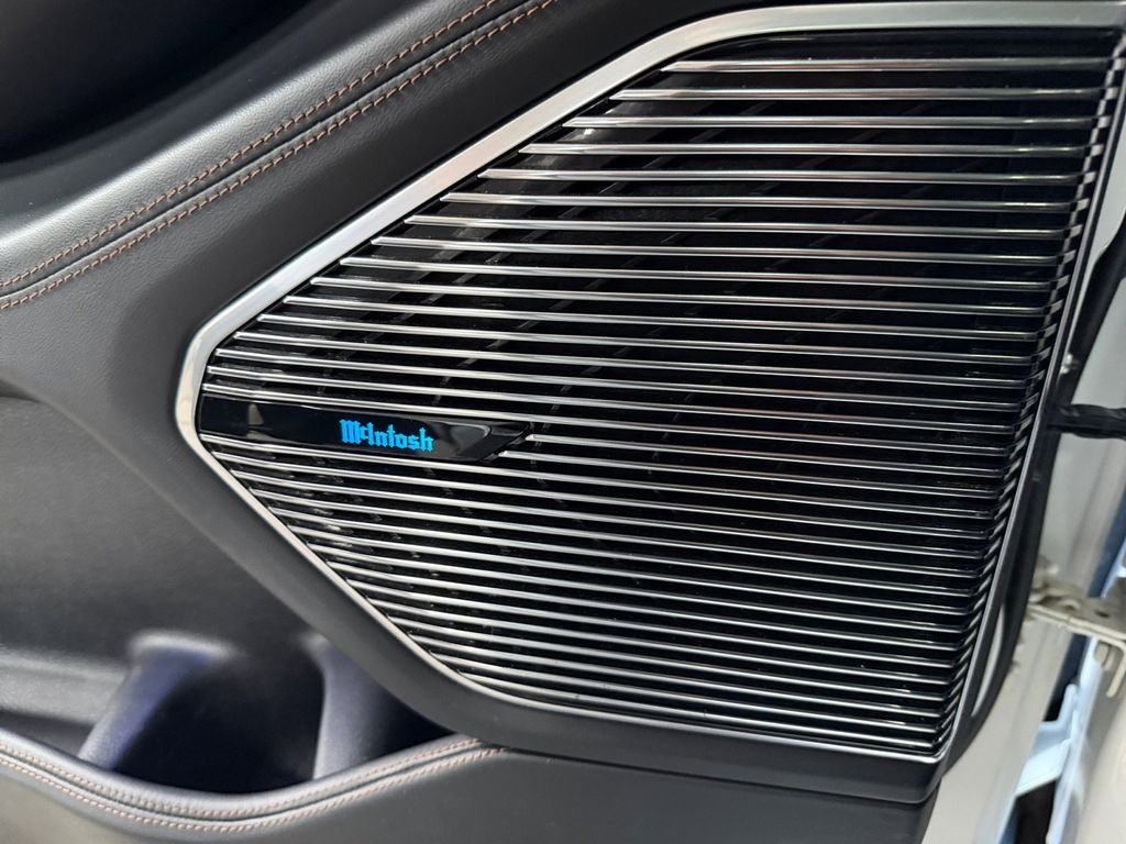 2021 Jeep Grand Cherokee L Summit w/Advanced & Luxury Tech Pkgs