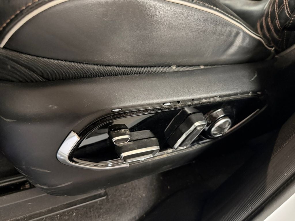 2021 Jeep Grand Cherokee L Summit w/Advanced & Luxury Tech Pkgs