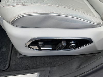 2022 Jeep Grand Cherokee L Summit w/Tech & Luxury Pkgs