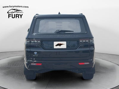 2023 Jeep Grand Wagoneer Series II w/Massaging Front Seats & 3 Panel Sun Ro