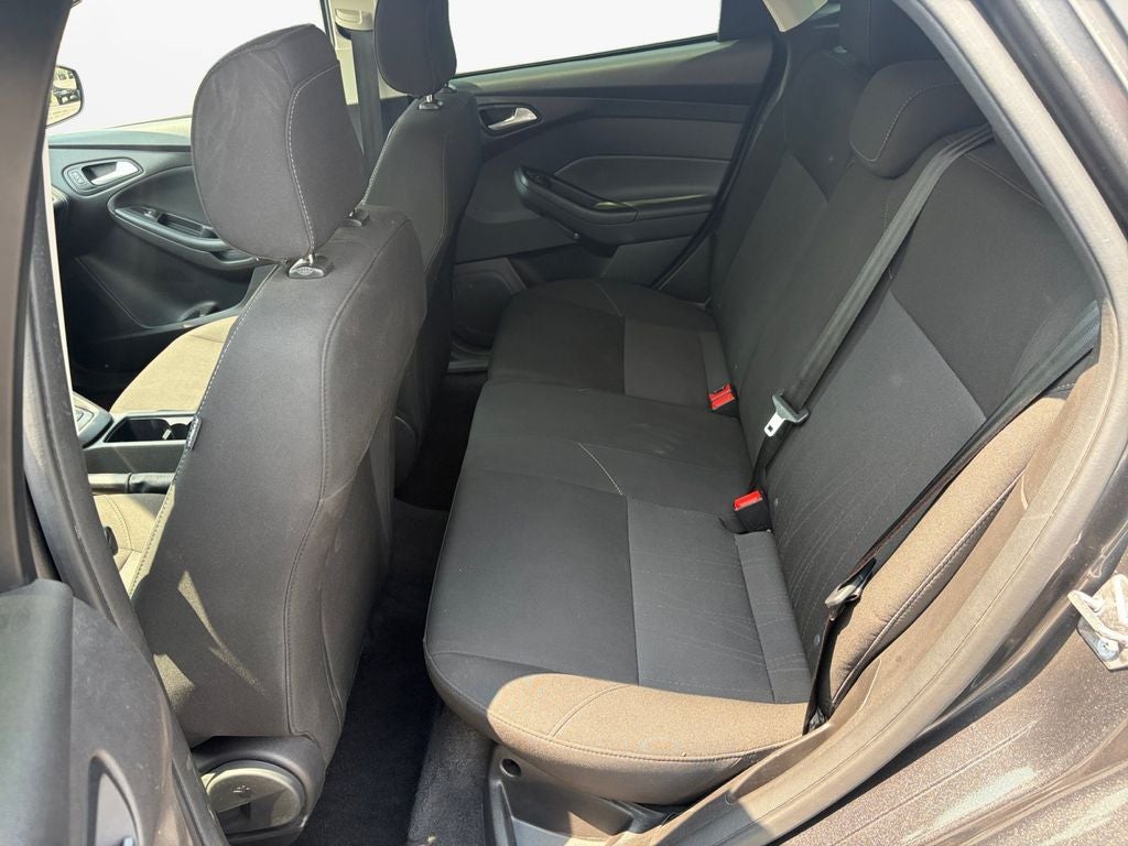 2018 Ford Focus SE w/Cold Weather Pkg