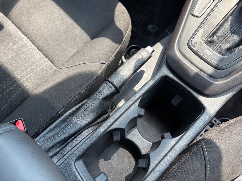 2018 Ford Focus SE w/Cold Weather Pkg