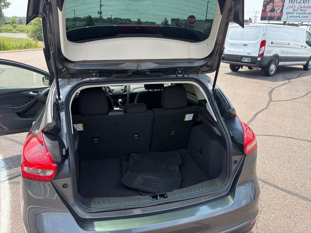 2018 Ford Focus SE w/Cold Weather Pkg