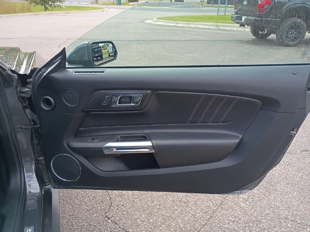 2017 Ford Mustang EcoBoost Premium