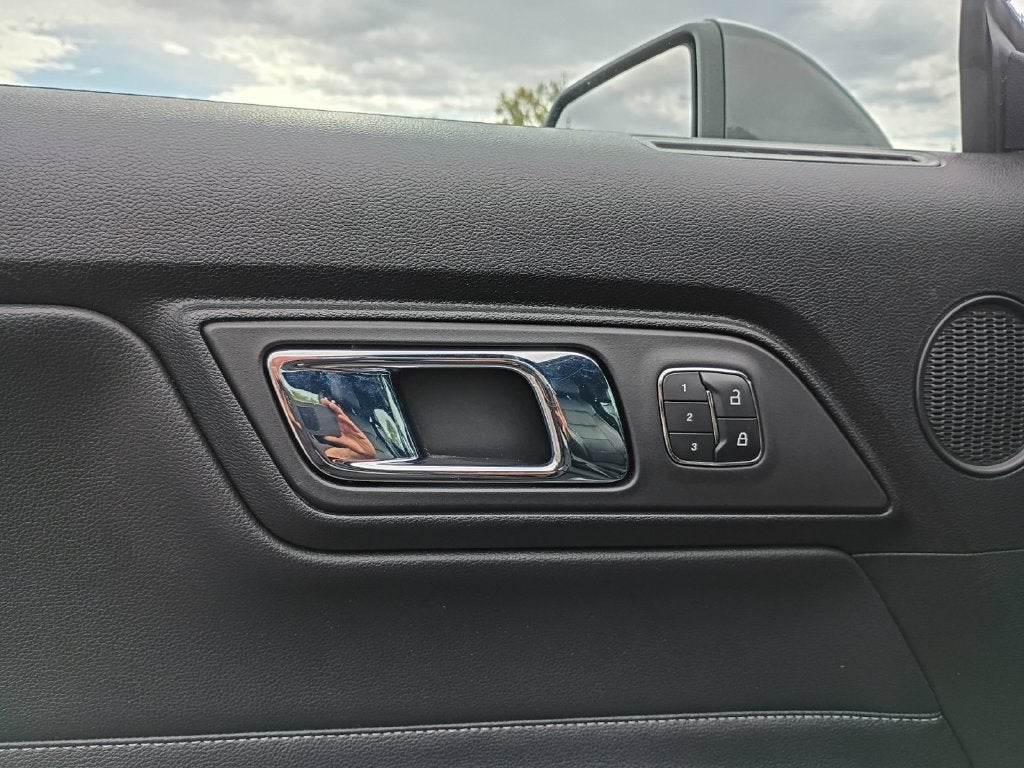 2017 Ford Mustang EcoBoost Premium