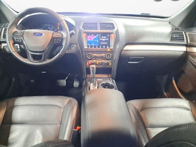 2017 Ford Explorer XLT w/Trailer & Tech Pkg