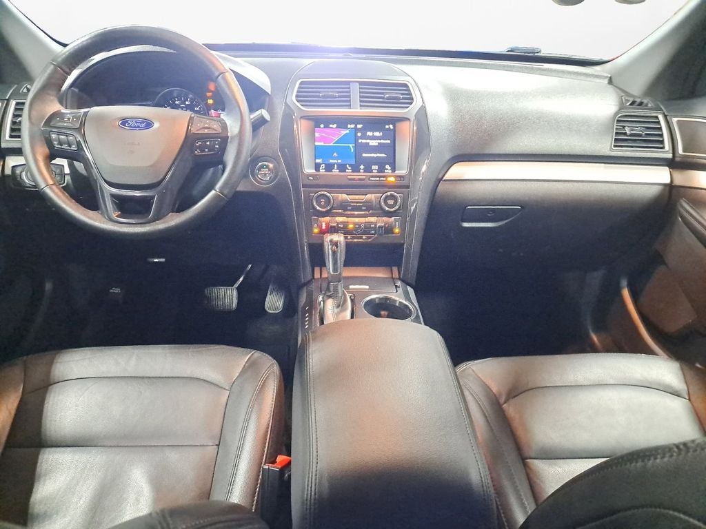 2017 Ford Explorer XLT w/Trailer & Tech Pkg
