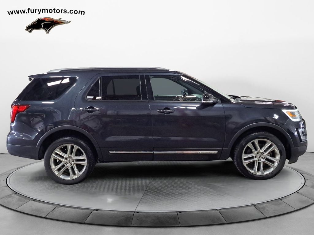 2017 Ford Explorer XLT w/Trailer & Tech Pkg