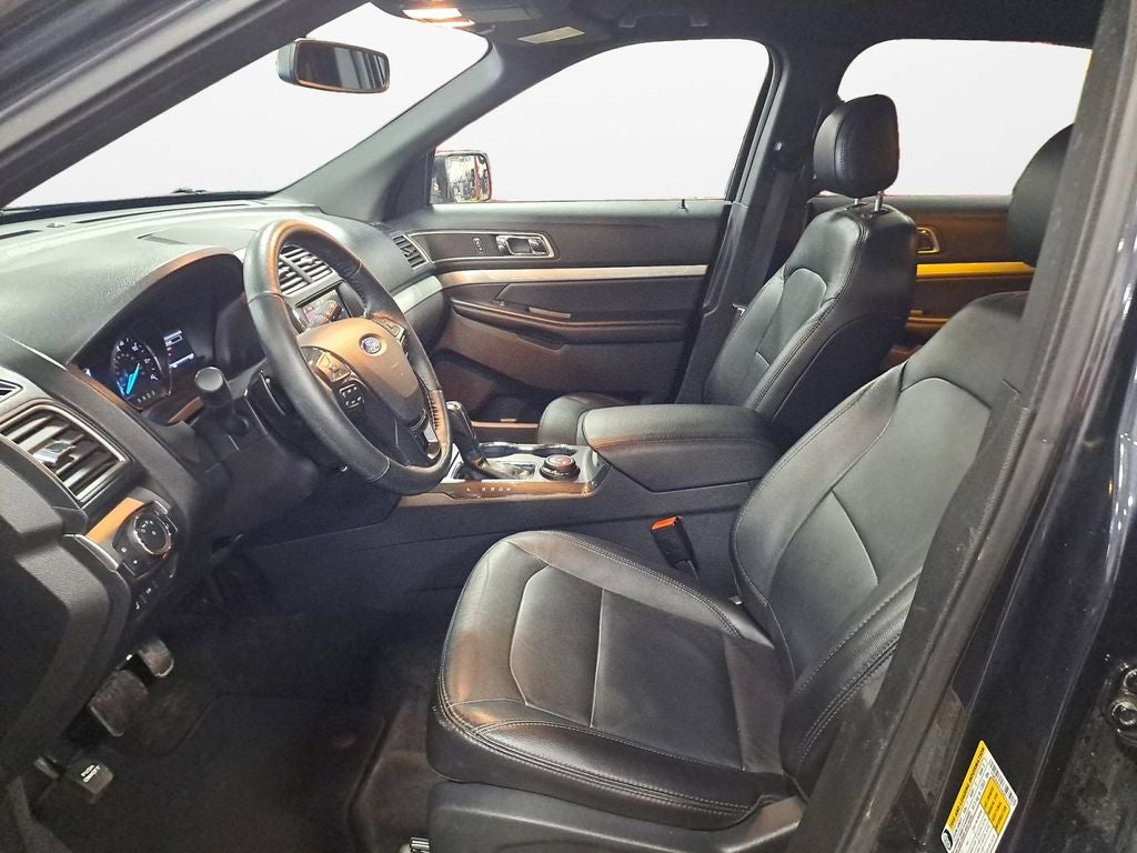 2017 Ford Explorer XLT w/Trailer & Tech Pkg