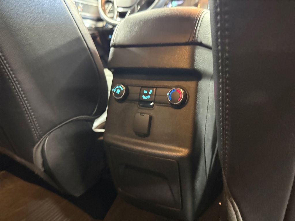 2019 Ford Explorer XLT Sport Appearance w/Tow Pkg