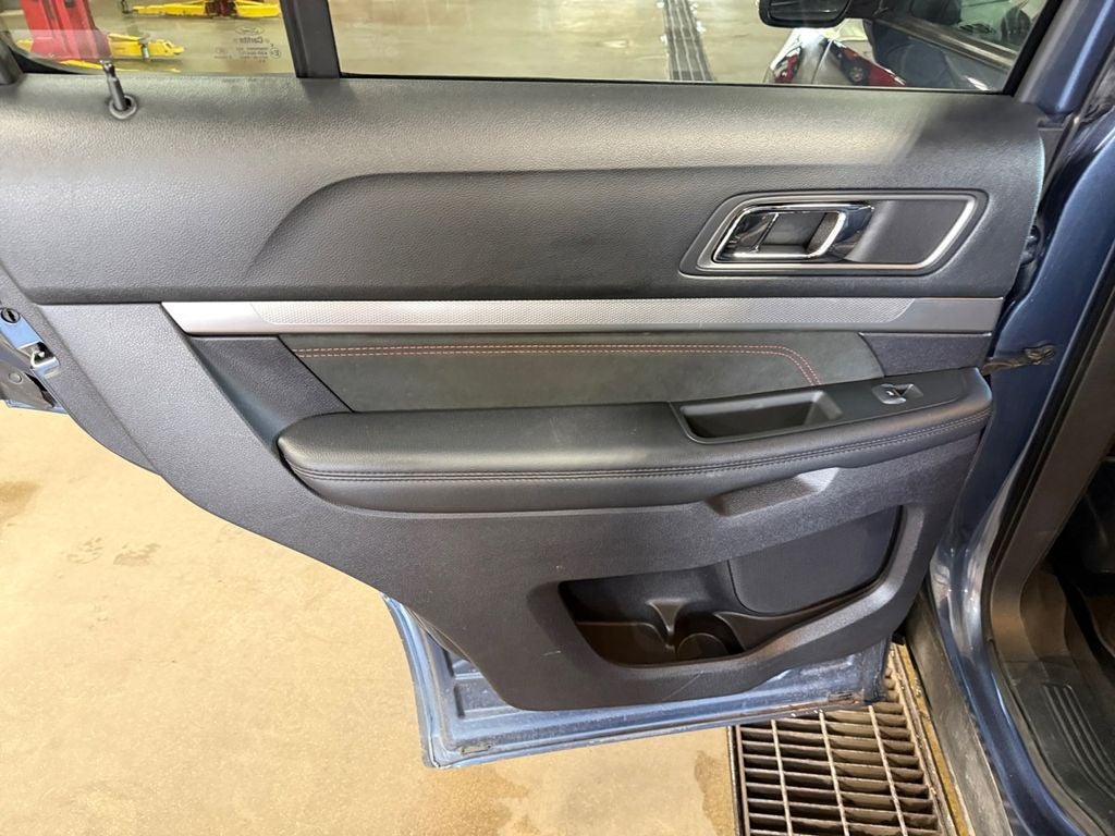 2019 Ford Explorer XLT Sport Appearance w/Tow Pkg