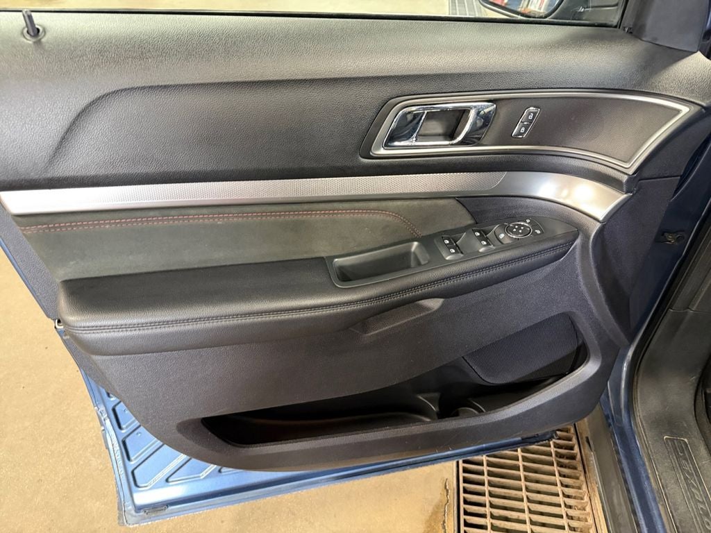 2019 Ford Explorer XLT Sport Appearance w/Tow Pkg