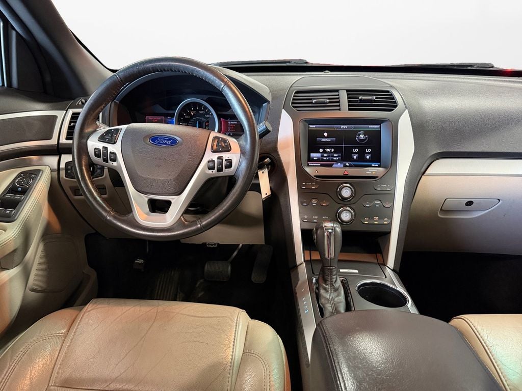 2013 Ford Explorer XLT w/Dual Panel Moonroof