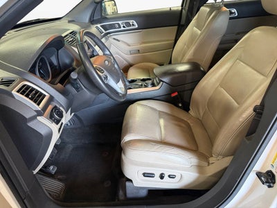 2013 Ford Explorer XLT w/Dual Panel Moonroof