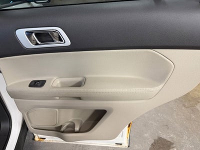 2013 Ford Explorer XLT w/Dual Panel Moonroof
