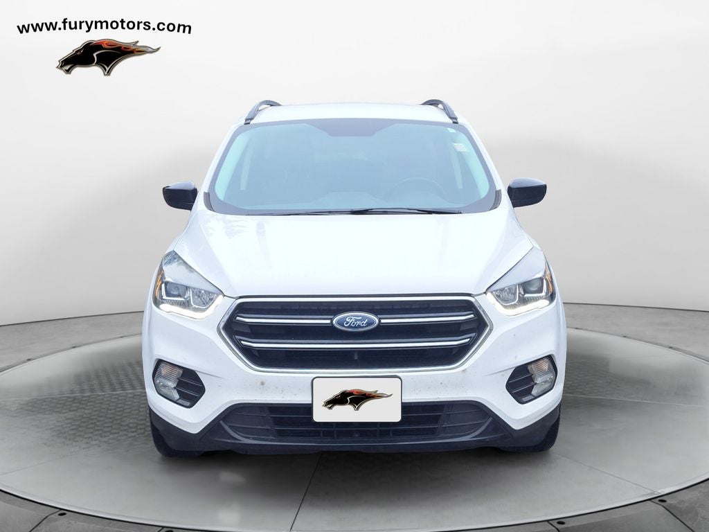 2019 Ford Escape SE w/ SE Sports Package