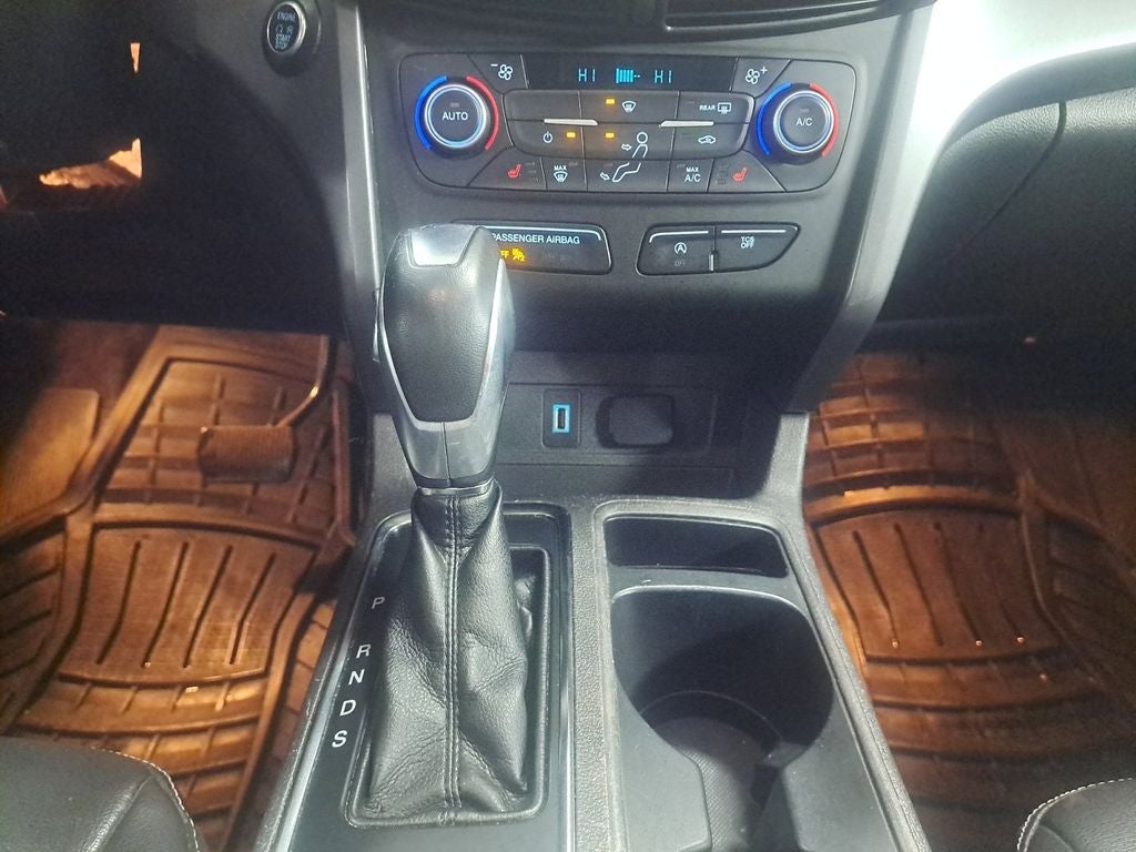 2019 Ford Escape SEL w/Blind Spot & Pano Roof