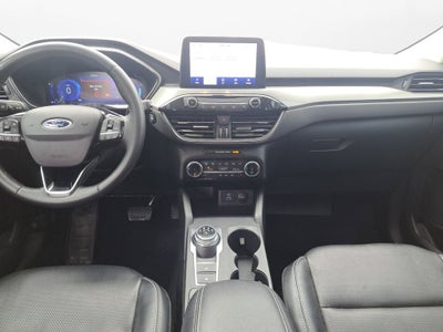 2022 Ford Escape Titanium w/Panoramic Roof