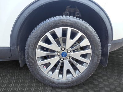 2022 Ford Escape Titanium w/Panoramic Roof