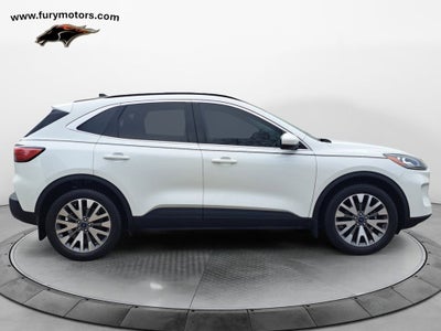 2022 Ford Escape Titanium w/Panoramic Roof