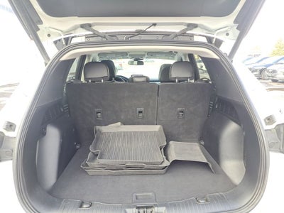 2022 Ford Escape Titanium w/Panoramic Roof