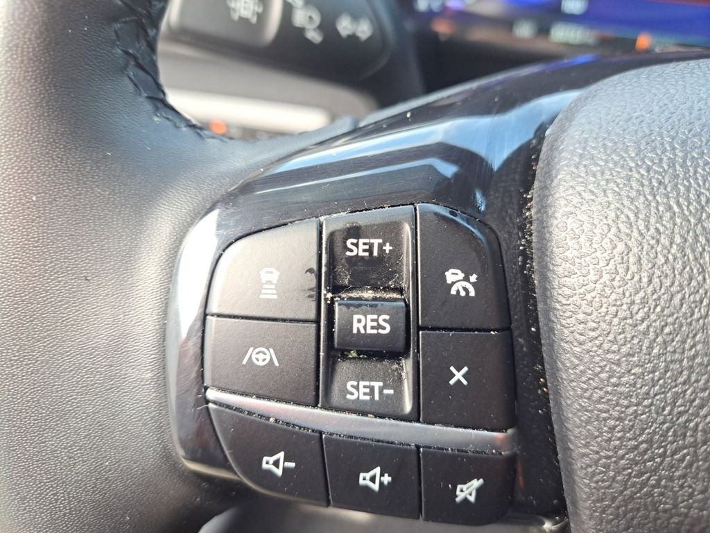 2022 Ford Escape Titanium w/Panoramic Roof