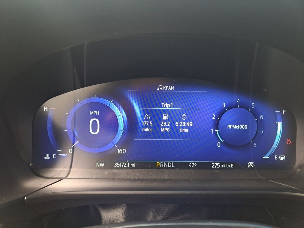 2022 Ford Escape Titanium w/Panoramic Roof