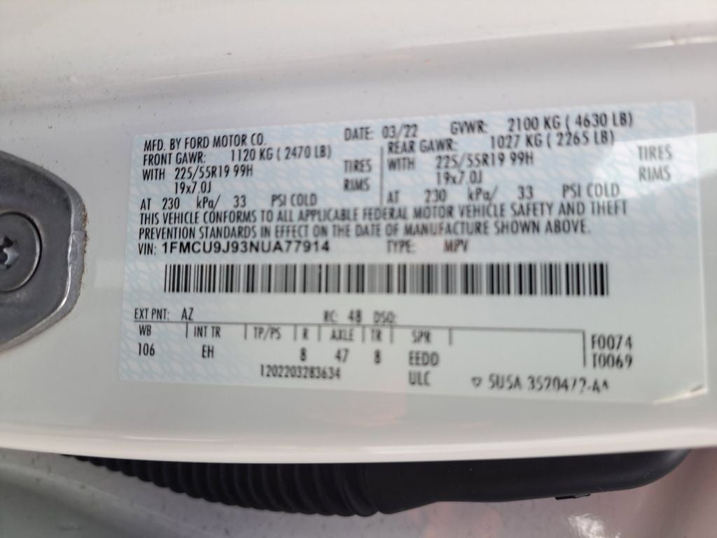 2022 Ford Escape Titanium w/Panoramic Roof