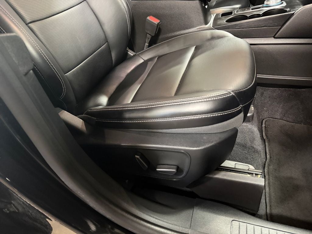 2025 Ford Escape Platinum
