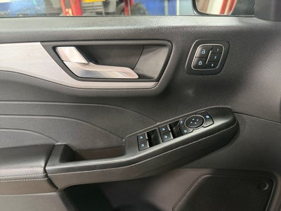 2025 Ford Escape Platinum