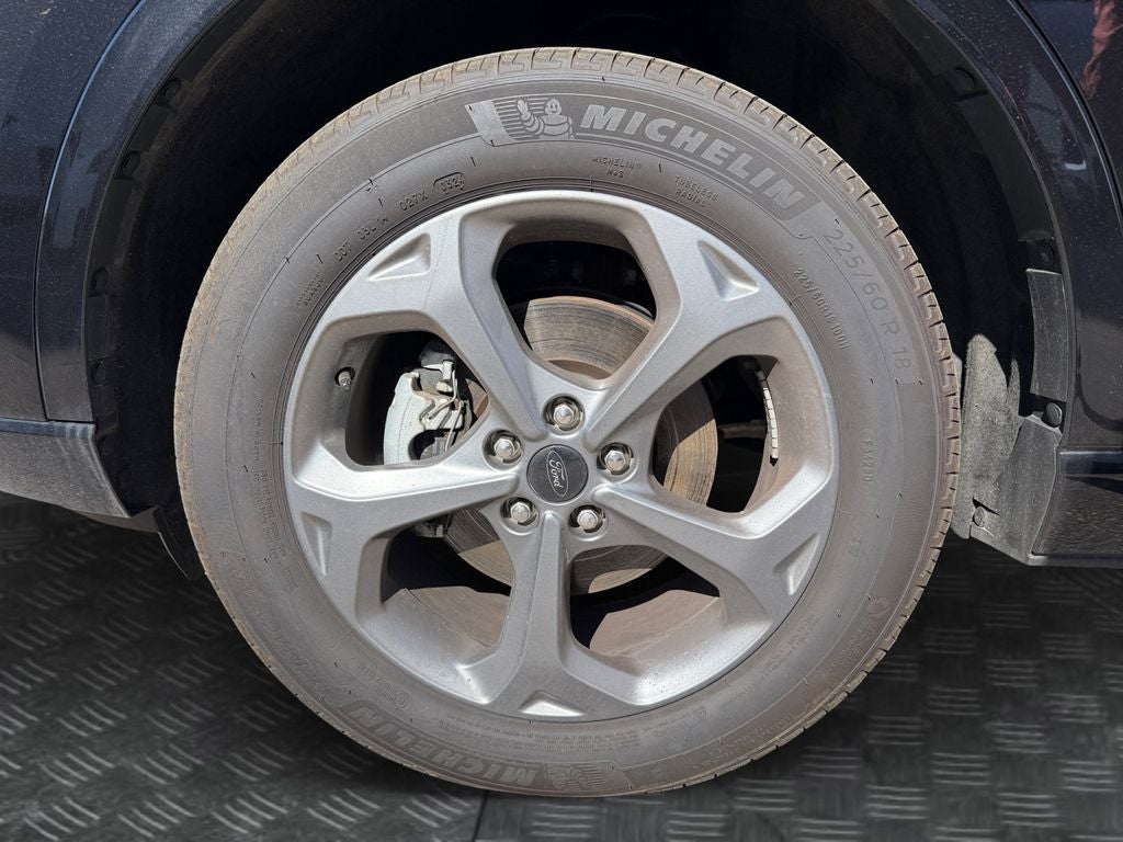 2024 Ford Escape ST-Line w/Tech Pkg