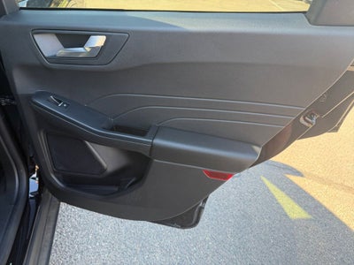 2024 Ford Escape ST-Line w/Tech Pkg