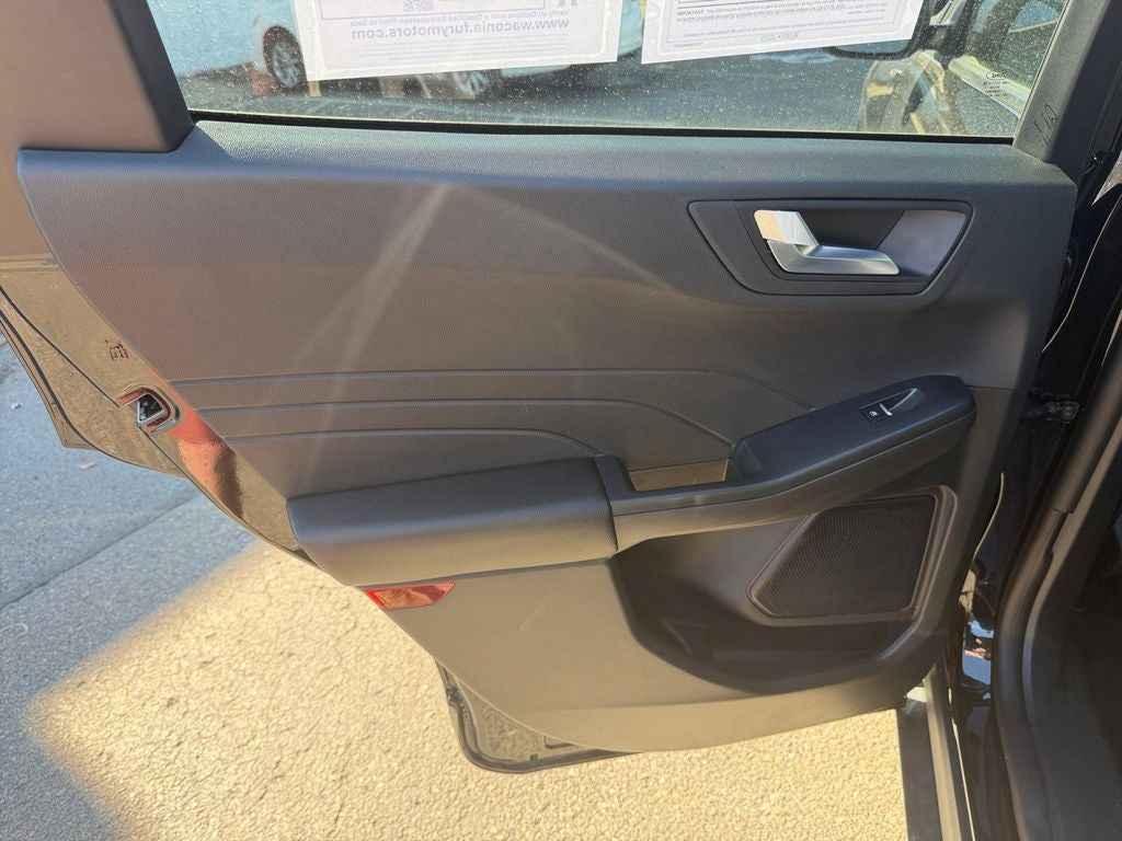 2024 Ford Escape ST-Line w/Tech Pkg